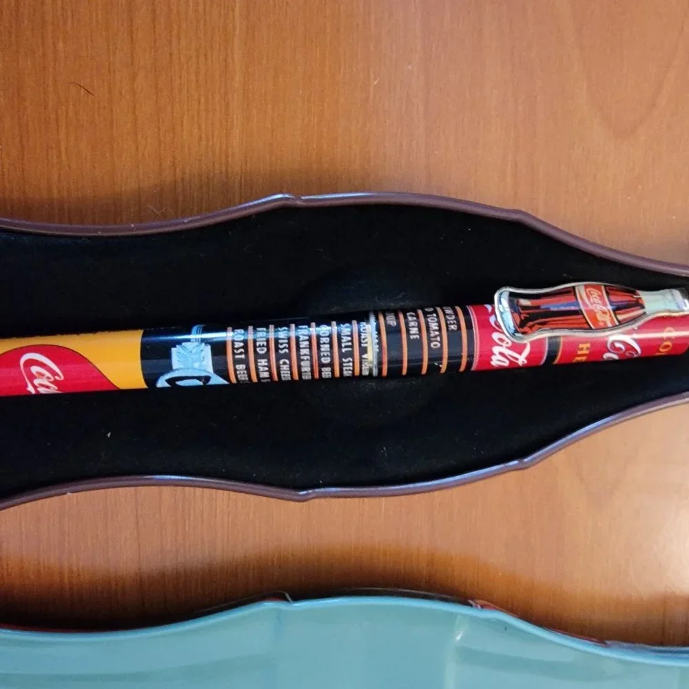 Coca Cola Pen and Tin Pen Case! New!